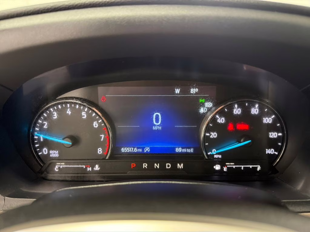 2021 Iconic Silver Metallic Ford Explorer Limited RWD SUV