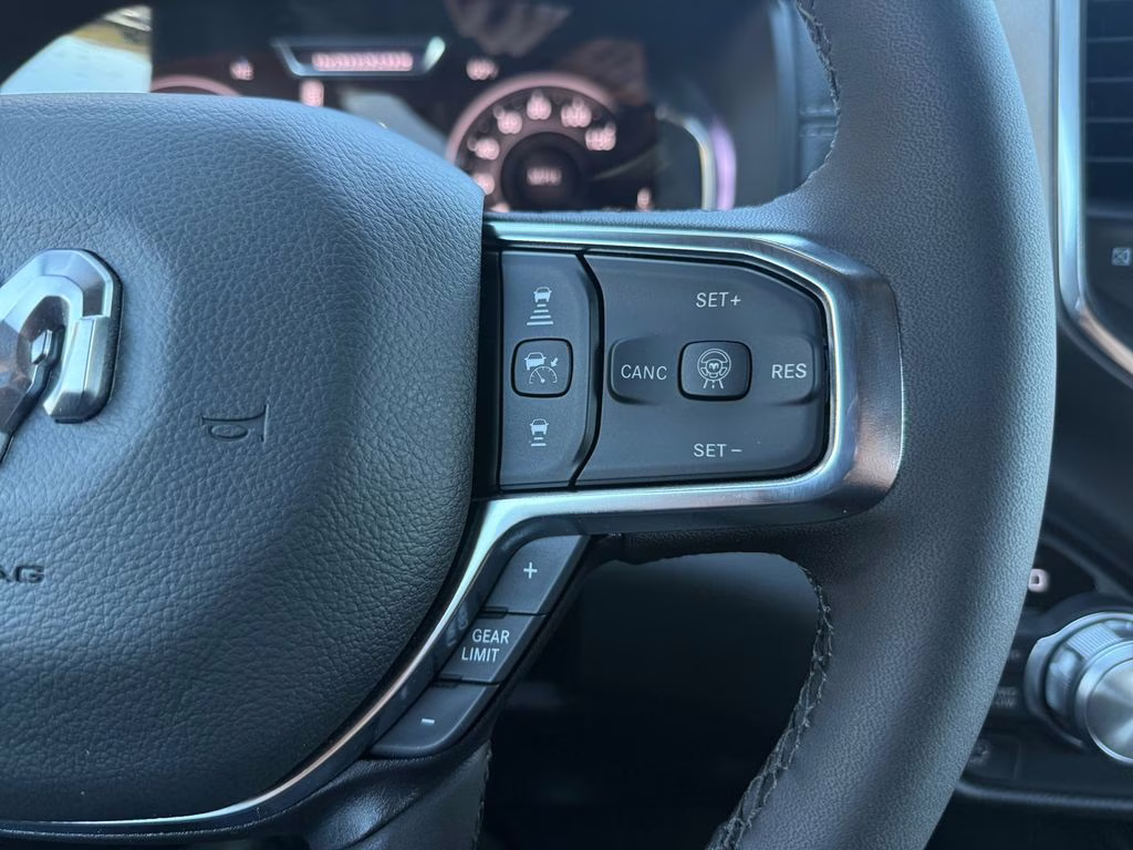 2026 Diamond Black Crystal Pearlcoat Ram 1500 Laramie 4X4 Truck