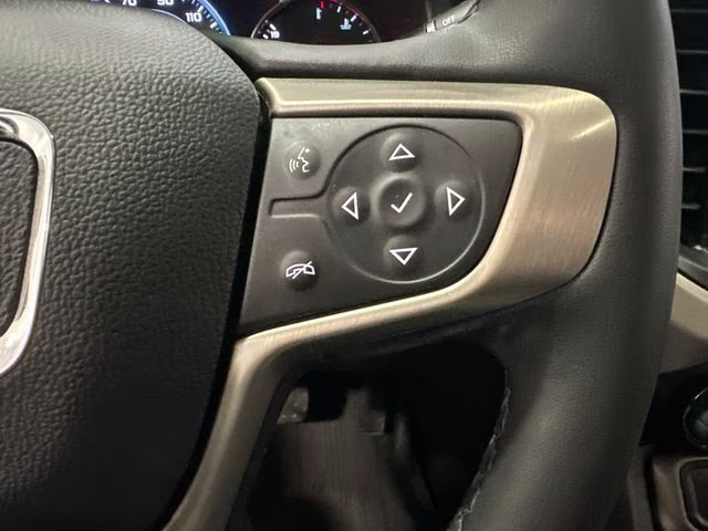 2023 Summit White GMC Acadia Denali AWD SUV