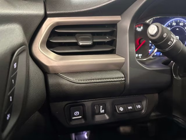 2023 Summit White GMC Acadia Denali AWD SUV