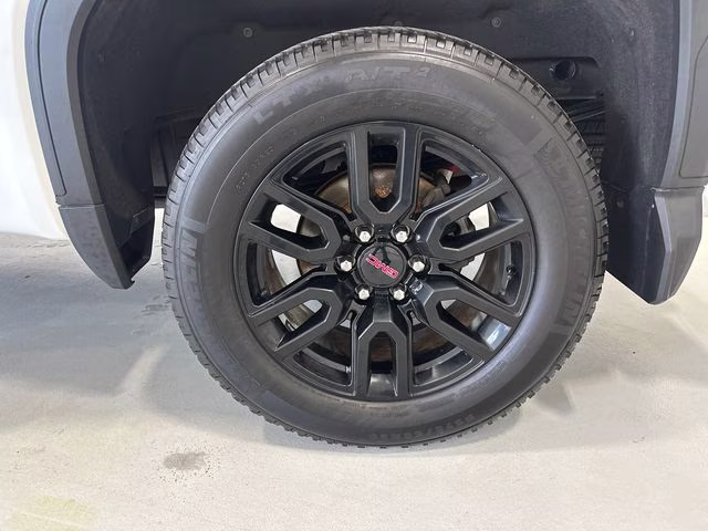 2023 Summit White GMC Sierra 1500 Elevation 4X4 Truck