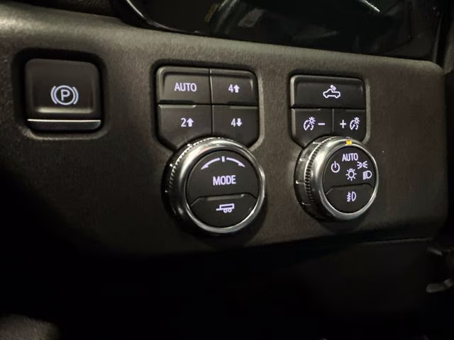 2023 Summit White GMC Sierra 1500 Elevation 4X4 Truck