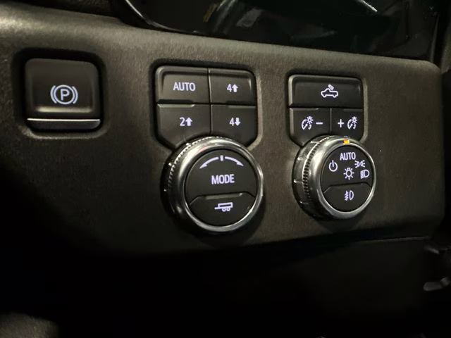 2023 Summit White GMC Sierra 1500 Elevation 4X4 Truck