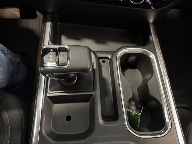 2023 Summit White GMC Sierra 1500 Elevation 4X4 Truck