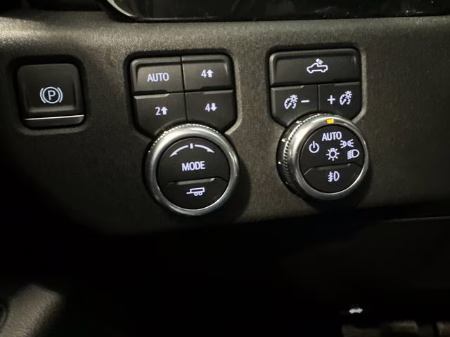 2023 Summit White GMC Sierra 1500 Elevation 4X4 Truck