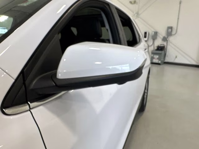 2023 Summit White Chevrolet Equinox Premier AWD SUV