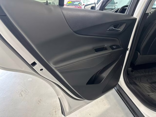 2023 Summit White Chevrolet Equinox Premier AWD SUV