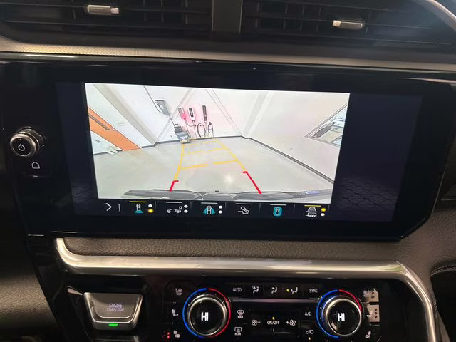 2023 White Frost Tricoat GMC Sierra 1500 Denali 4X4 Truck