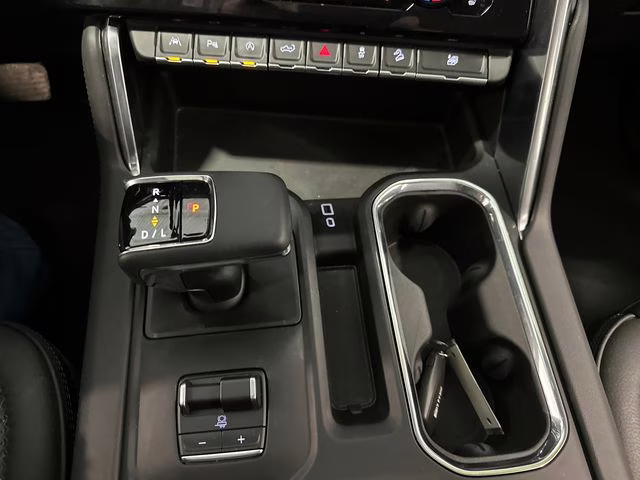 2023 White Frost Tricoat GMC Sierra 1500 Denali 4X4 Truck