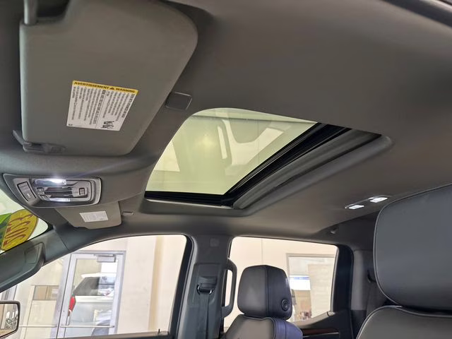 2023 White Frost Tricoat GMC Sierra 1500 Denali 4X4 Truck