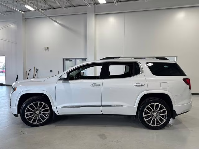 2023 Summit White GMC Acadia Denali AWD SUV