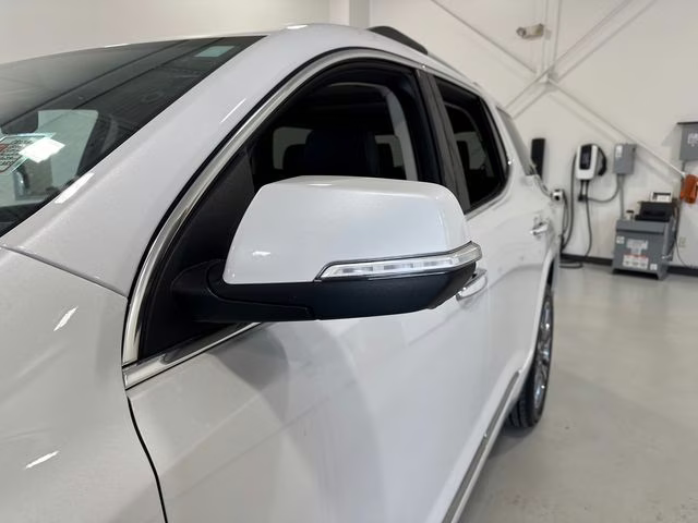 2023 Summit White GMC Acadia Denali AWD SUV