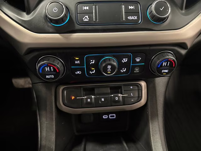 2023 Summit White GMC Acadia Denali AWD SUV