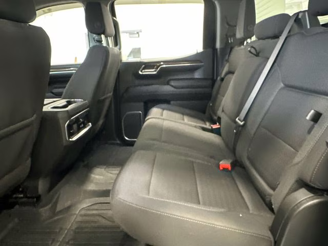 2023 Summit White GMC Sierra 1500 Elevation 4X4 Truck