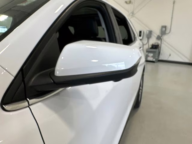 2023 Summit White Chevrolet Equinox Premier AWD SUV