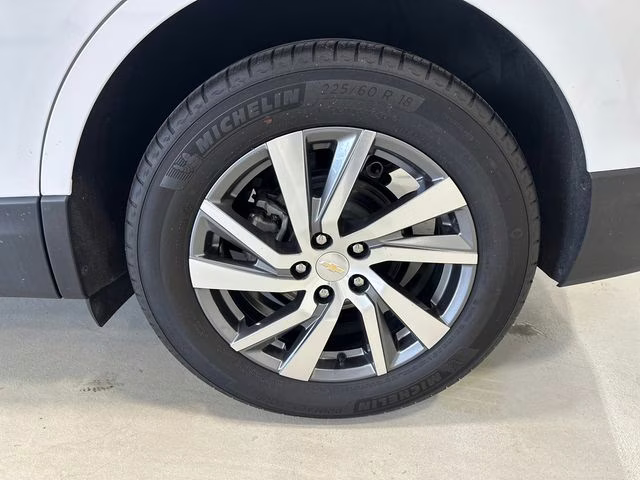 2023 Summit White Chevrolet Equinox Premier AWD SUV