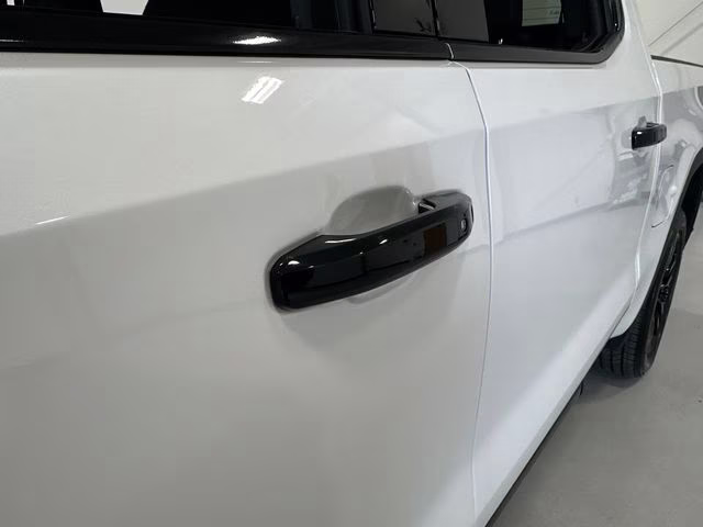 2023 White Frost Tricoat GMC Sierra 1500 Denali 4X4 Truck