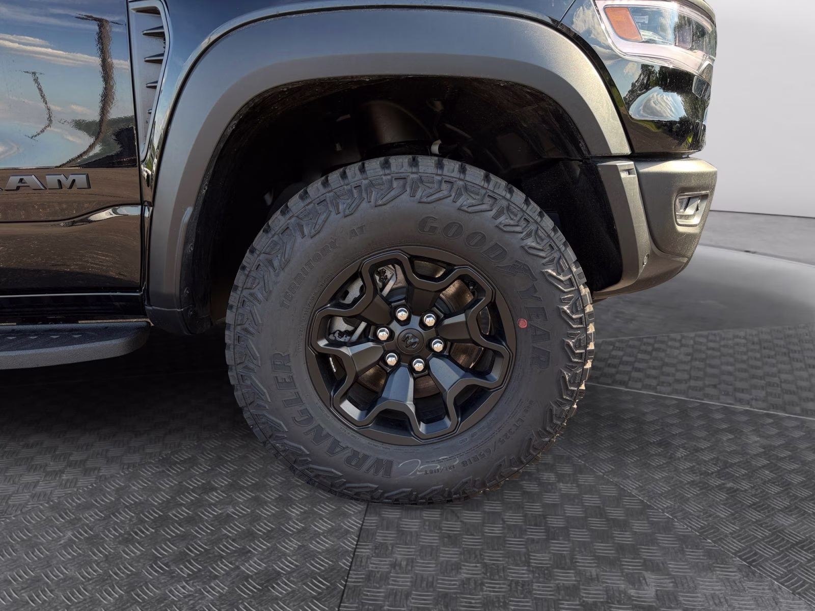 2026 Diamond Black Crystal Pearlcoat Ram 1500 RHO 4X4 Truck