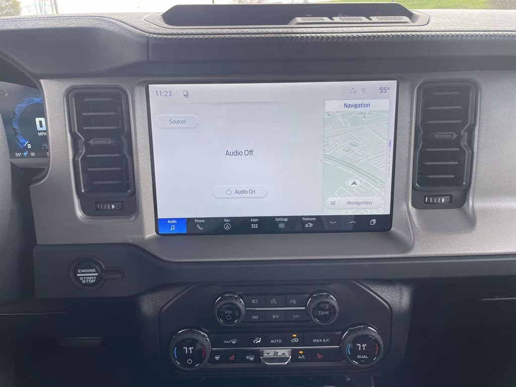 2026 White Ford Bronco Outer Banks 4X4 SUV