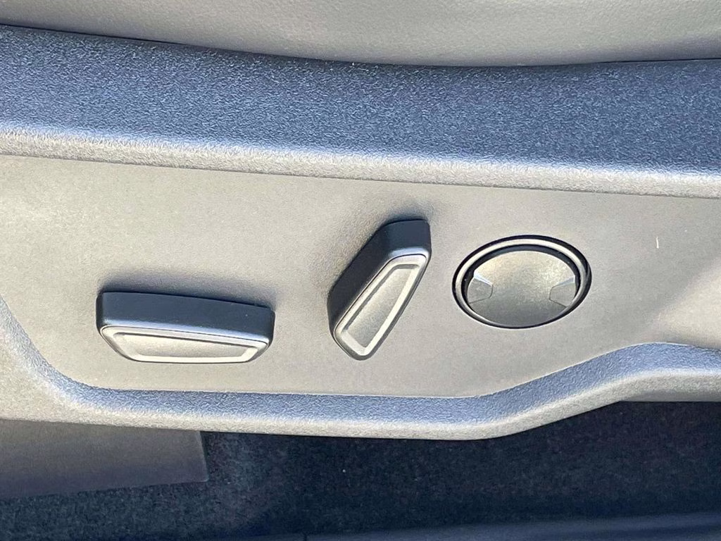 2026 Avalanche Gray Ford Bronco Outer Banks 4X4 SUV