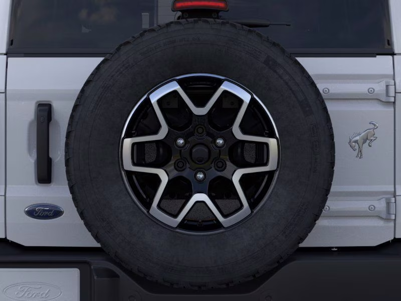 2026 White Ford Bronco Outer Banks 4X4 SUV