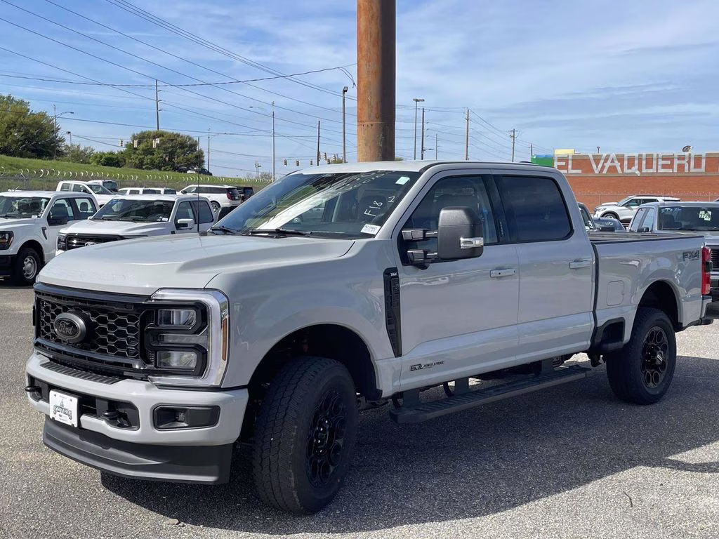 2026 Avalanche Ford Super Duty F-250 SRW XLT 4X4 Truck