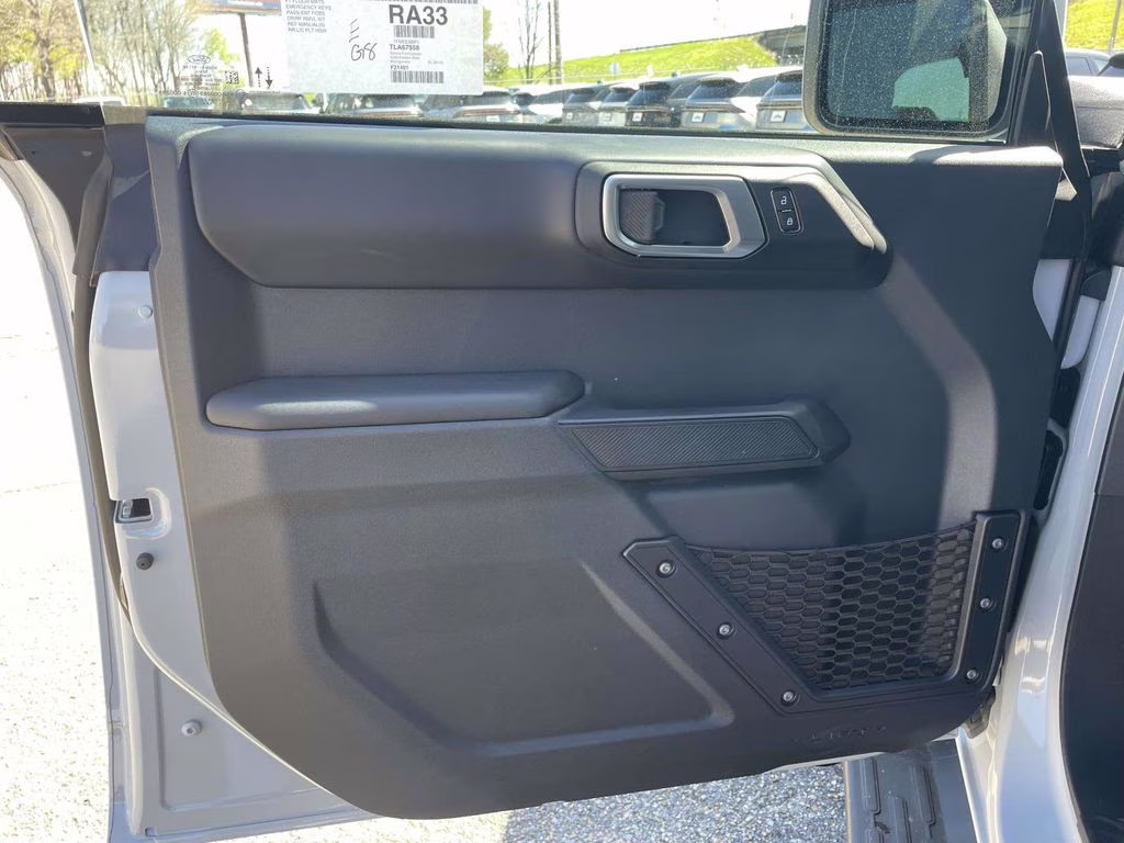 2026 Avalanche Gray Ford Bronco Outer Banks 4X4 SUV