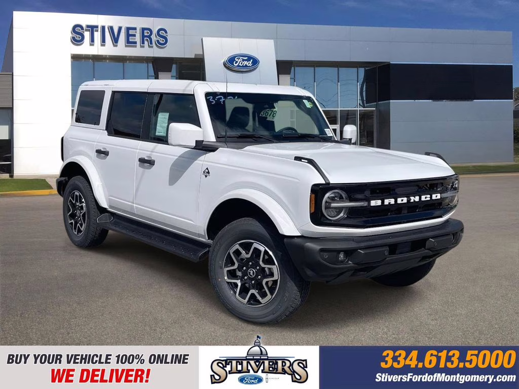 2026 White Ford Bronco Outer Banks 4X4 SUV