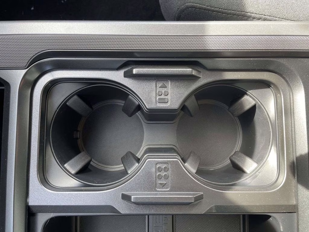 2026 Avalanche Ford Super Duty F-250 SRW XLT 4X4 Truck