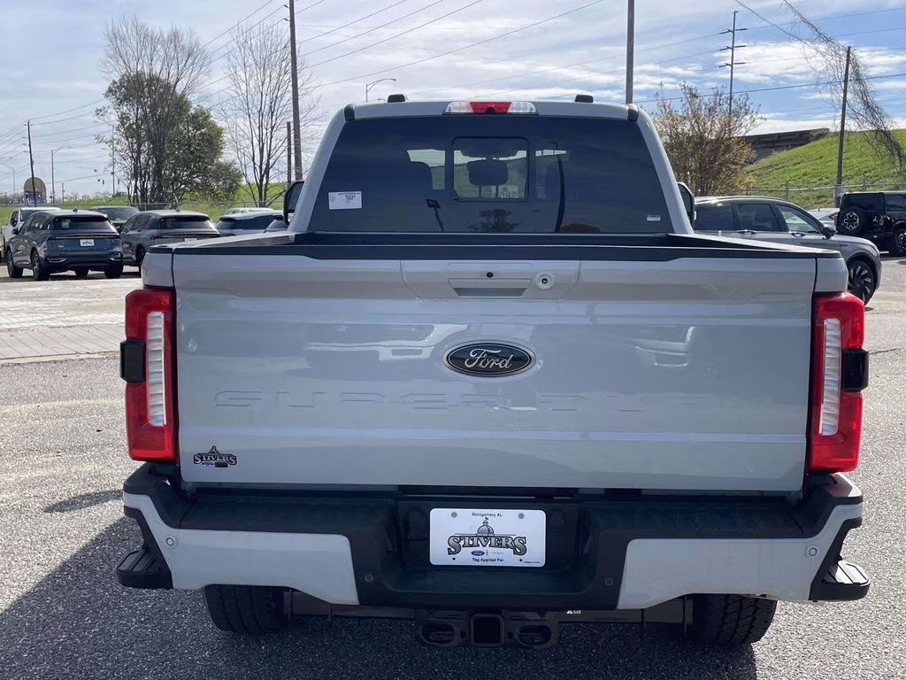 2026 Avalanche Ford Super Duty F-250 SRW XLT 4X4 Truck