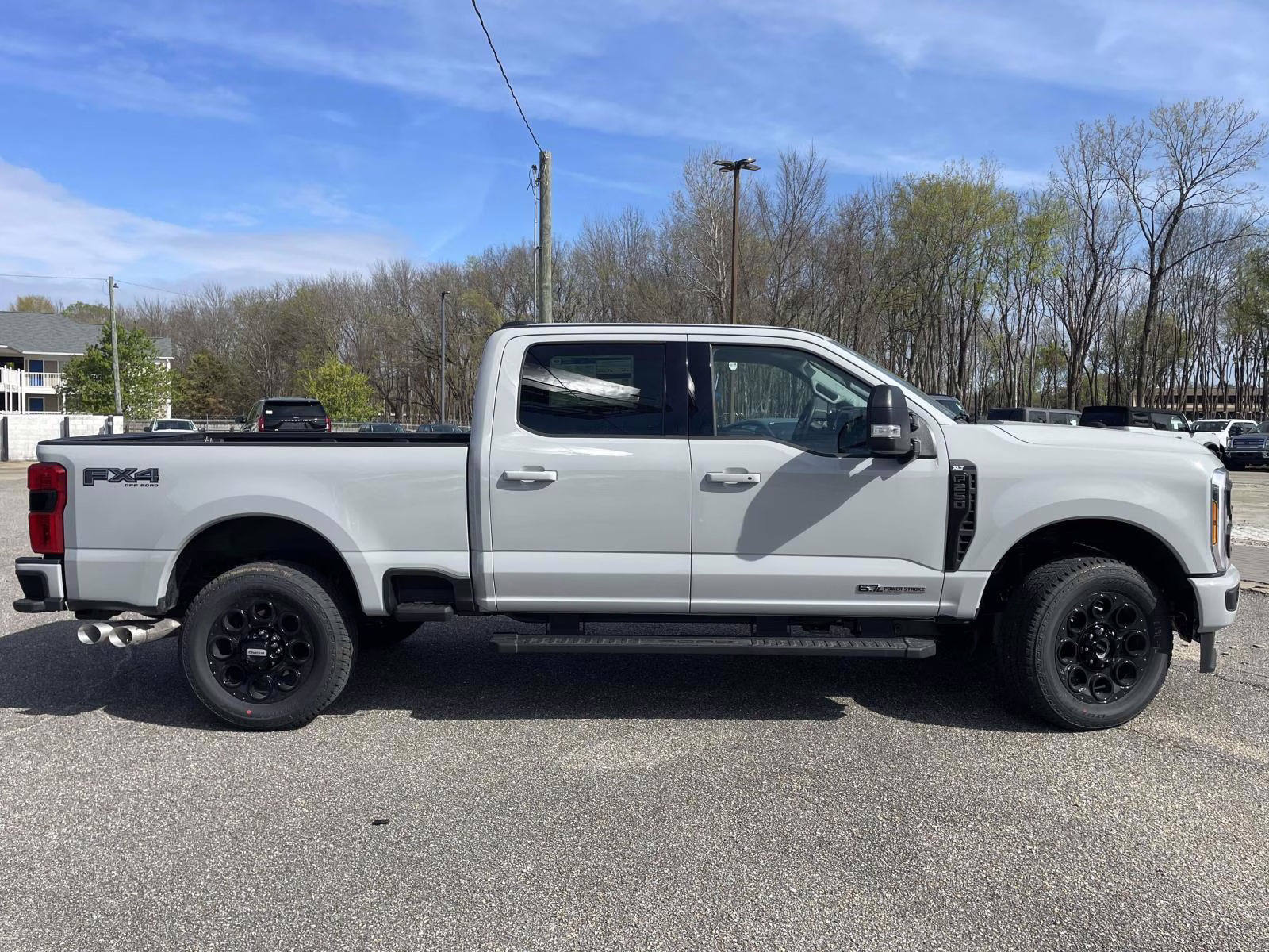 2026 Avalanche Ford Super Duty F-250 SRW XLT 4X4 Truck