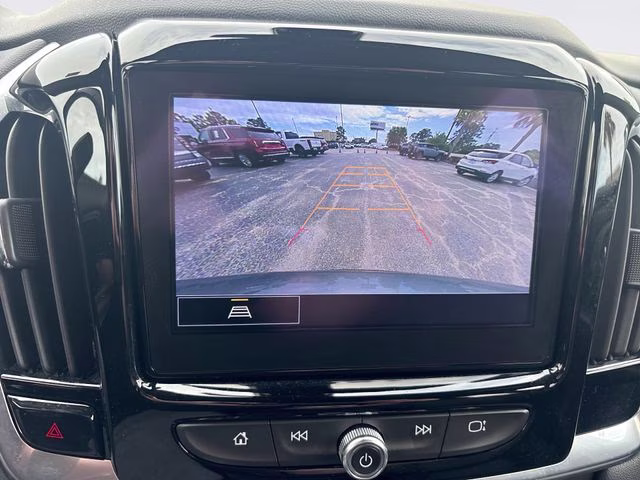 2022 Silver Sage Chevrolet Traverse LT AWD SUV