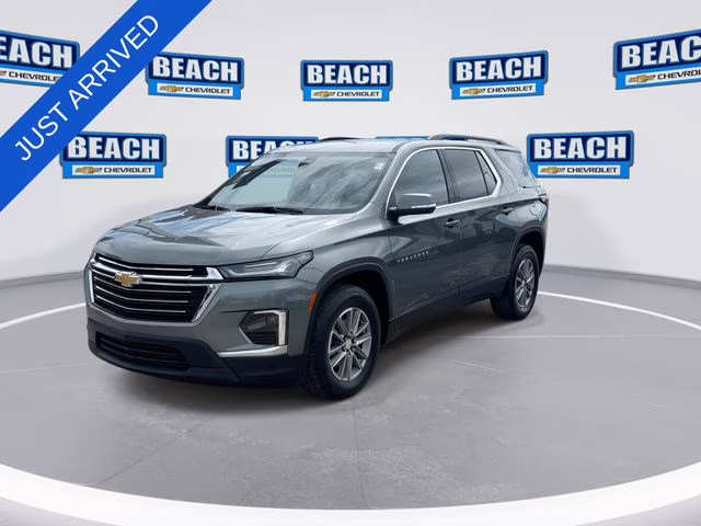 2022 Silver Sage Chevrolet Traverse LT AWD SUV