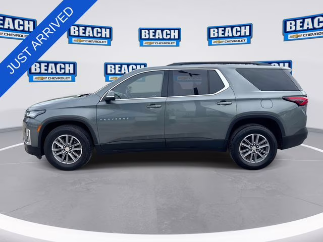 2022 Silver Sage Chevrolet Traverse LT AWD SUV