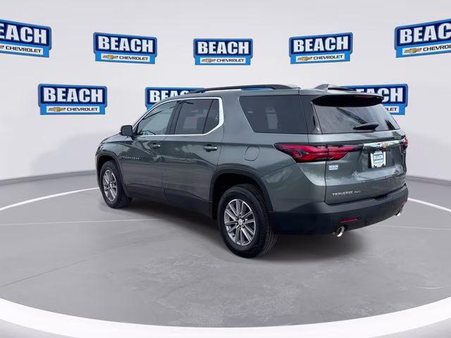 2022 Silver Sage Chevrolet Traverse LT AWD SUV