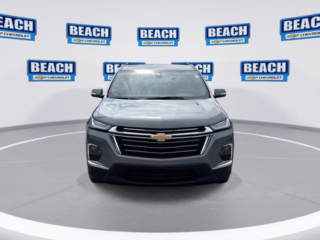 2022 Silver Sage Chevrolet Traverse LT AWD SUV