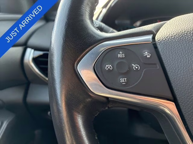 2022 Silver Sage Chevrolet Traverse LT AWD SUV