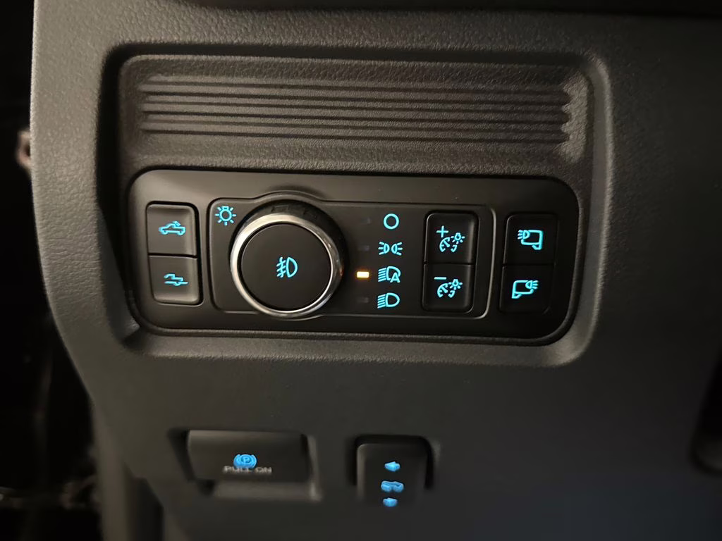 2026 Agate Black Metallic Ford Super Duty F-350 SRW Platinum 4X4 Truck