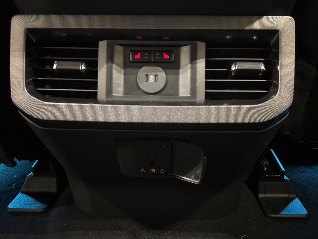 2026 Agate Black Metallic Ford Super Duty F-350 SRW Platinum 4X4 Truck