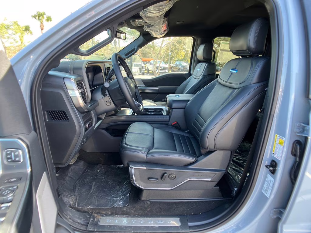 2026 Glacier Gray Metallic TriCoat Ford Super Duty F-350 SRW Platinum 4X4 Truck