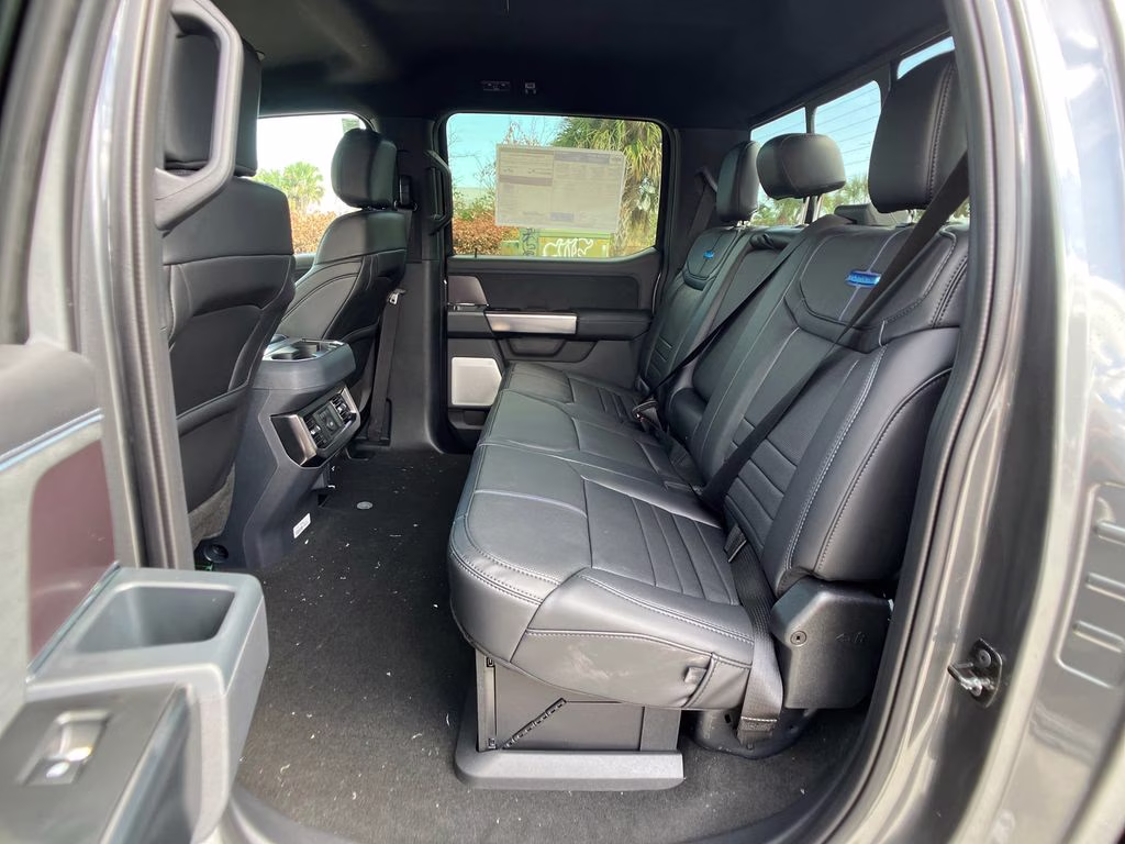 2026 Carbonized Gray Metallic Ford Super Duty F-350 SRW Platinum 4X4 Truck