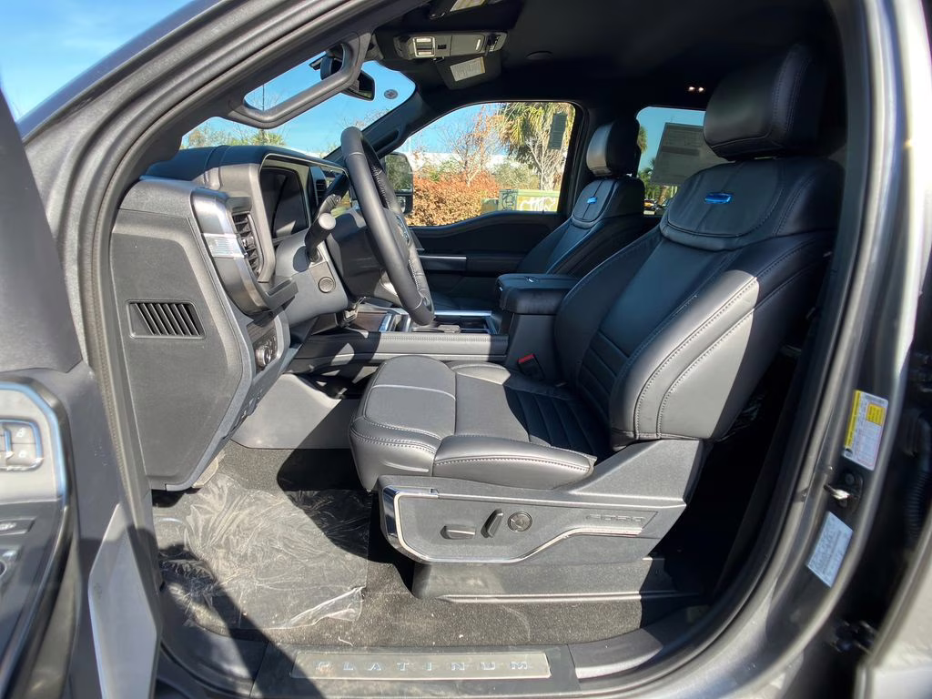 2026 Carbonized Gray Metallic Ford Super Duty F-350 SRW Platinum 4X4 Truck