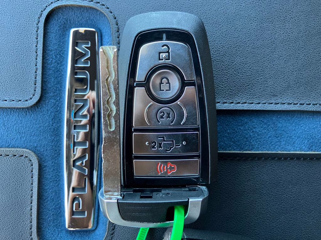 2026 Carbonized Gray Metallic Ford Super Duty F-350 SRW Platinum 4X4 Truck