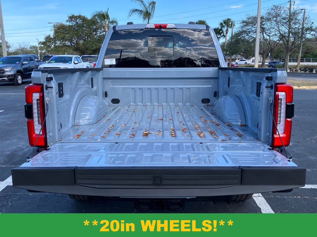 2026 Glacier Gray Metallic TriCoat Ford Super Duty F-350 SRW Platinum 4X4 Truck