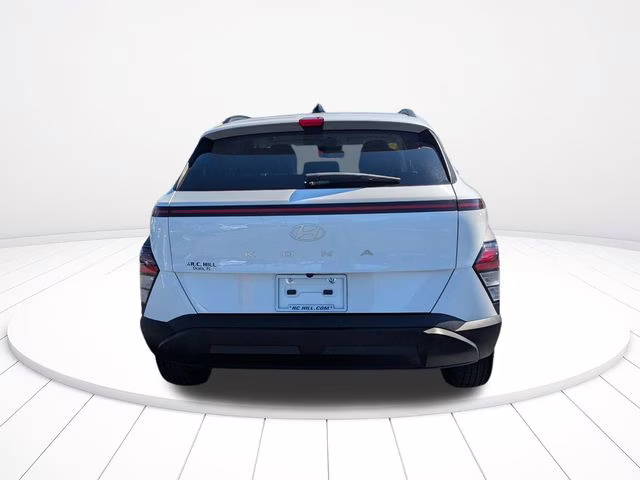 2024 Atlas White Hyundai Kona SEL FWD SUV