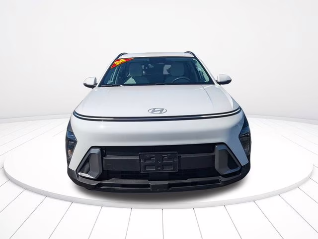 2024 Atlas White Hyundai Kona SEL FWD SUV