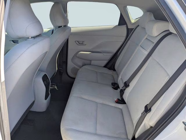 2024 Atlas White Hyundai Kona SEL FWD SUV