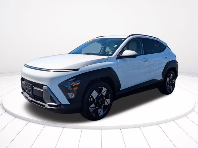 2024 Atlas White Hyundai Kona SEL FWD SUV