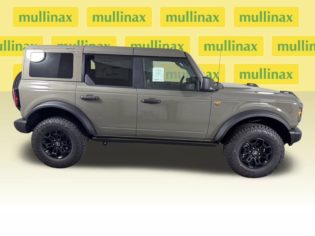2026 Marsh Gray Ford Bronco Badlands 4X4 SUV