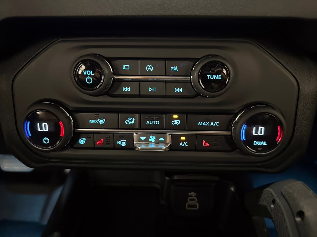 2026 Marsh Gray Ford Bronco Badlands 4X4 SUV